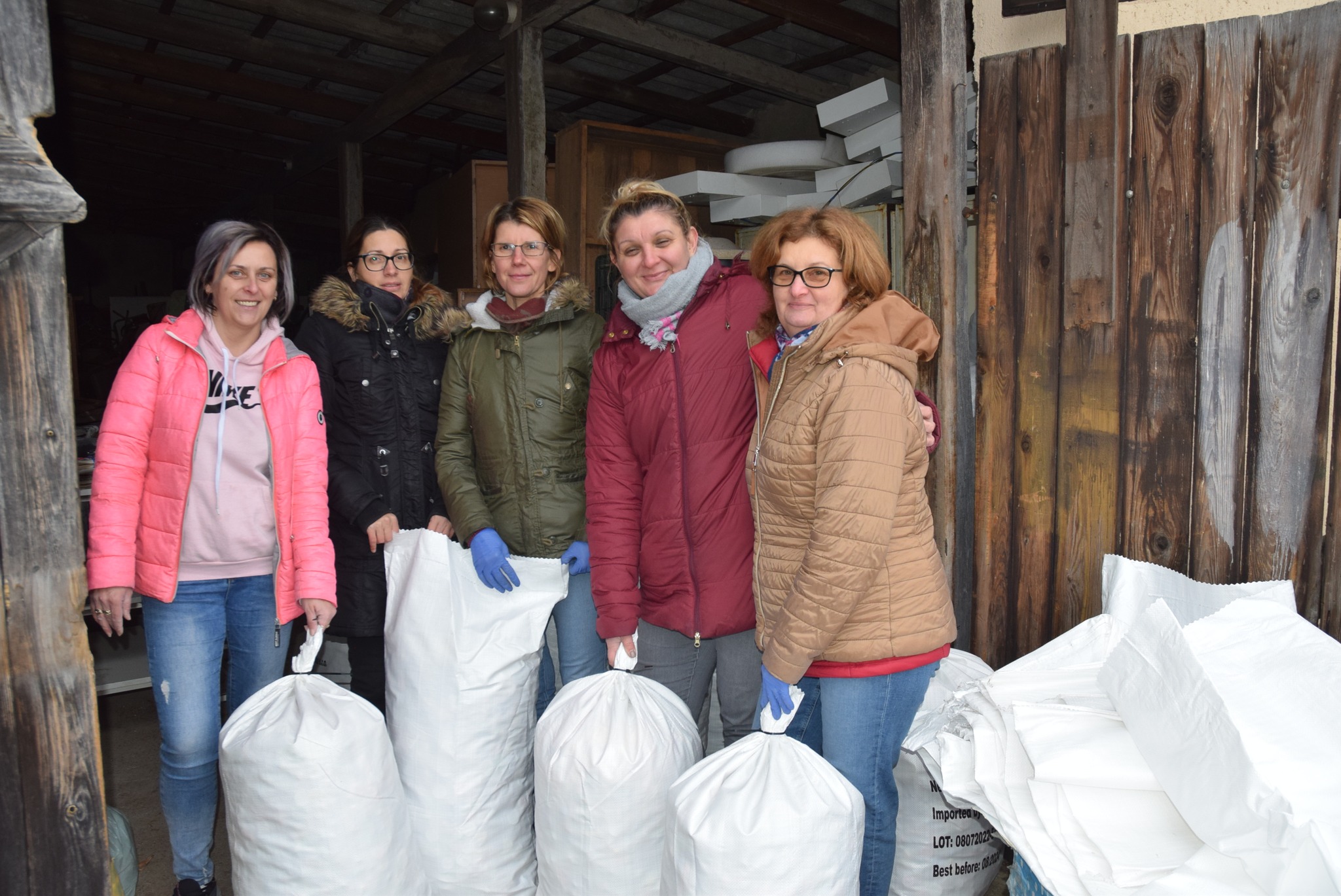 Szelektív hulladékgyűjtés, újrahasznosítás, jótékony céllal